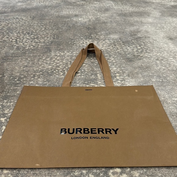 BURBERRY LONDON BIG SHOE BOX AND SHOPPING BAG - Picture 5 of 9